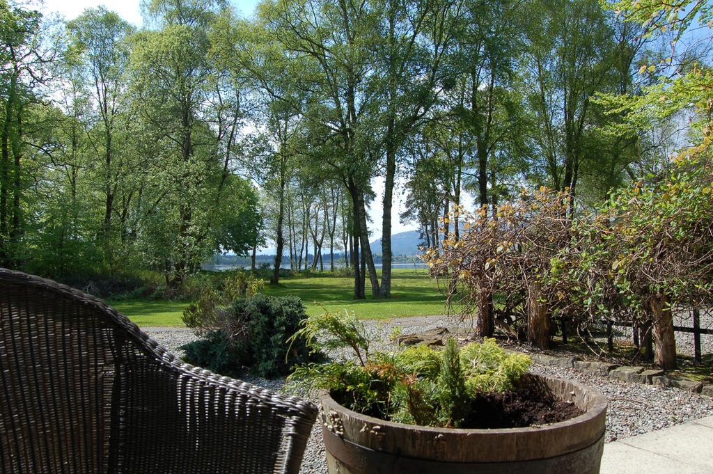 Lochend Chalets Hotel Port Of Menteith Buitenkant foto